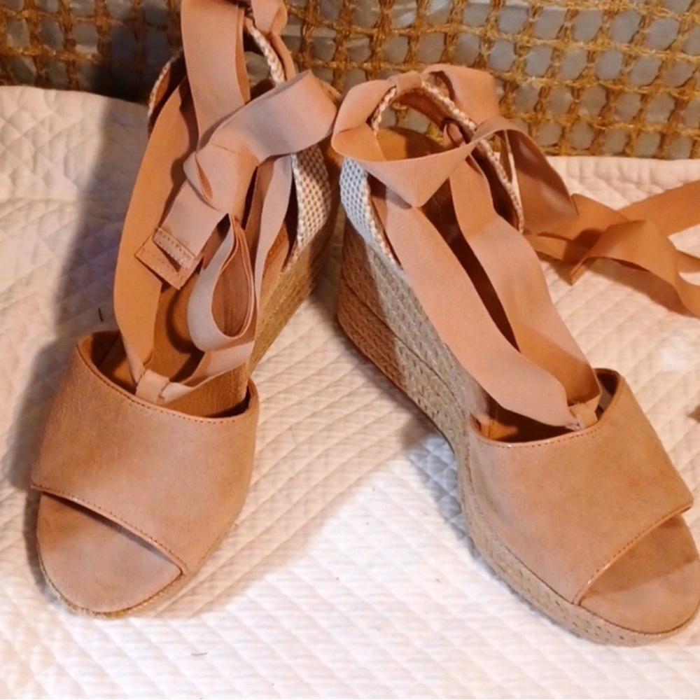 UGG Elegant Tan Wedge Sandals